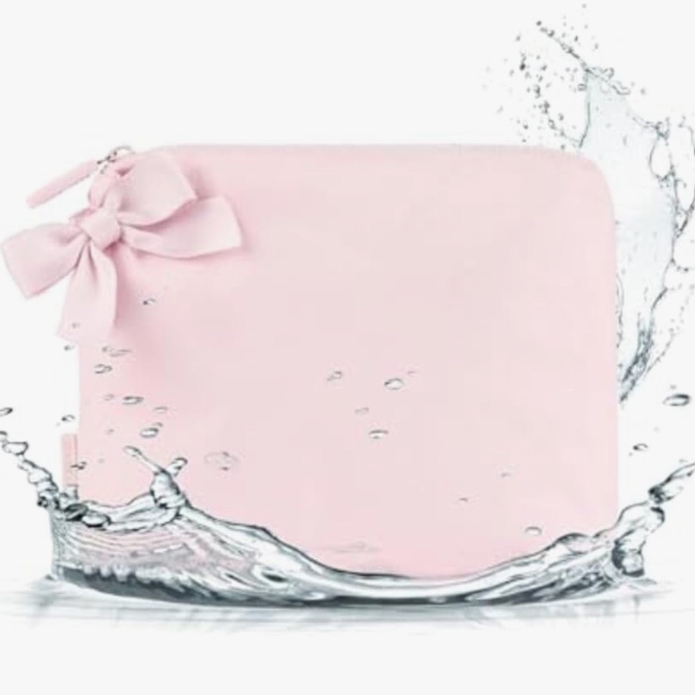 Case-Mate pink bow Bag!